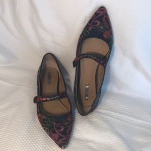 Tahari flats in jewel tones. Size 7 1/2